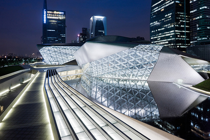 Опера в Гуаньчжоу. Zaha Hadid Architects, 2010