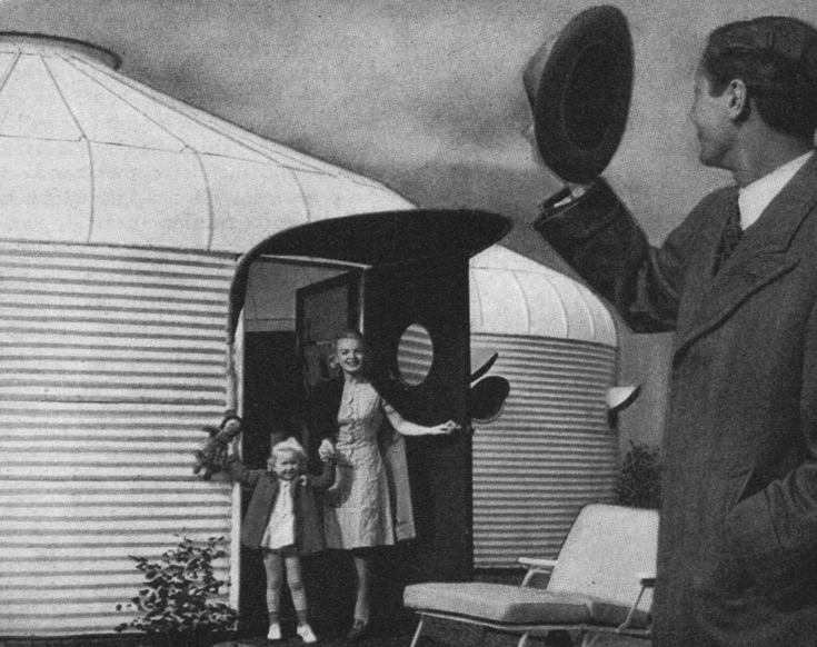 DDU (Dymaxion Deployment Unit) разрабатывался Фуллером как для военных целей, так и для гражданского жилья.